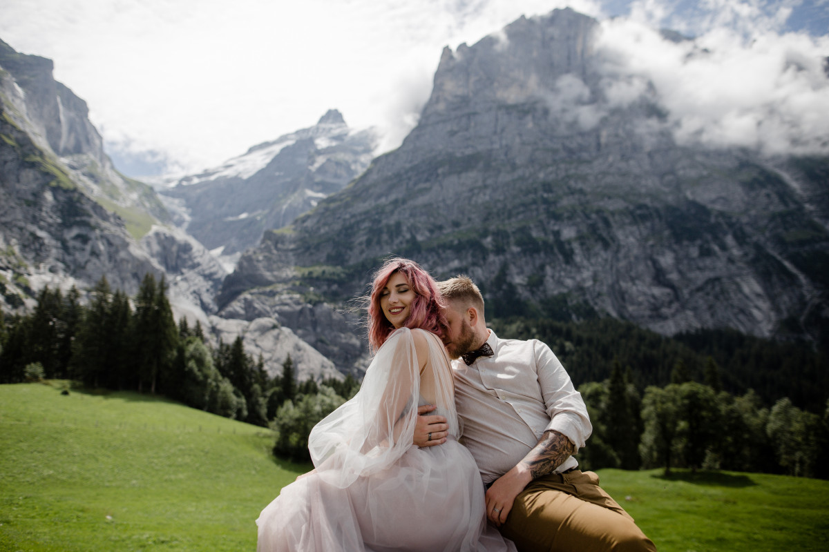 Cérémonie en montagne : quand le paysage devient témoin de votre mariage